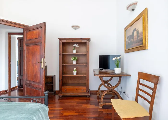 Luxury Apartment In The Heart Of Rome - Near Metro A And B
